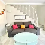 Vime I Marbella East Swimming Pool, Gym & Spa - Eaw Homes בית נופש