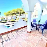 בית נופש Vime I Marbella East Swimming Pool, Gym & Spa - Eaw Homes מארבלה
