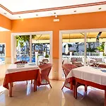 Vime I Marbella East Swimming Pool, Gym & Spa - Eaw Homes מארבלה