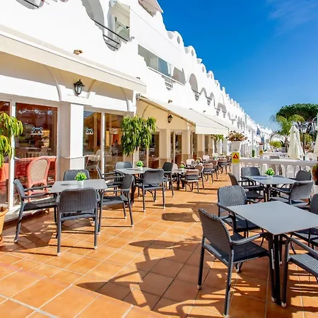 Vime I Marbella East Swimming Pool, Gym & Spa - Eaw Homes בית נופש